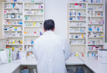 canada pharmacist opioid addiction