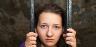 female inmates drug use