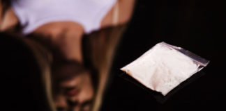 women cocaine addiction