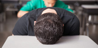 poor_sleep_habits_linked_to_alcohol_use_disorder_in_youths_720