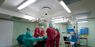 the_risks_of_long-term_opioid_use_after_surgery_720