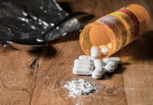 Non-oral use of prescription opioids doubles risks of death