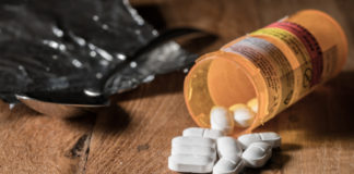 Non-oral use of prescription opioids doubles risks of death