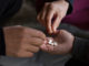 Teens in danger as opioid use creates heroin addiction risk