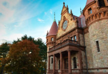 Wellesley Addiction Treatment Center Divides Community